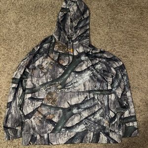 Under Armour camo hoodie, size xl